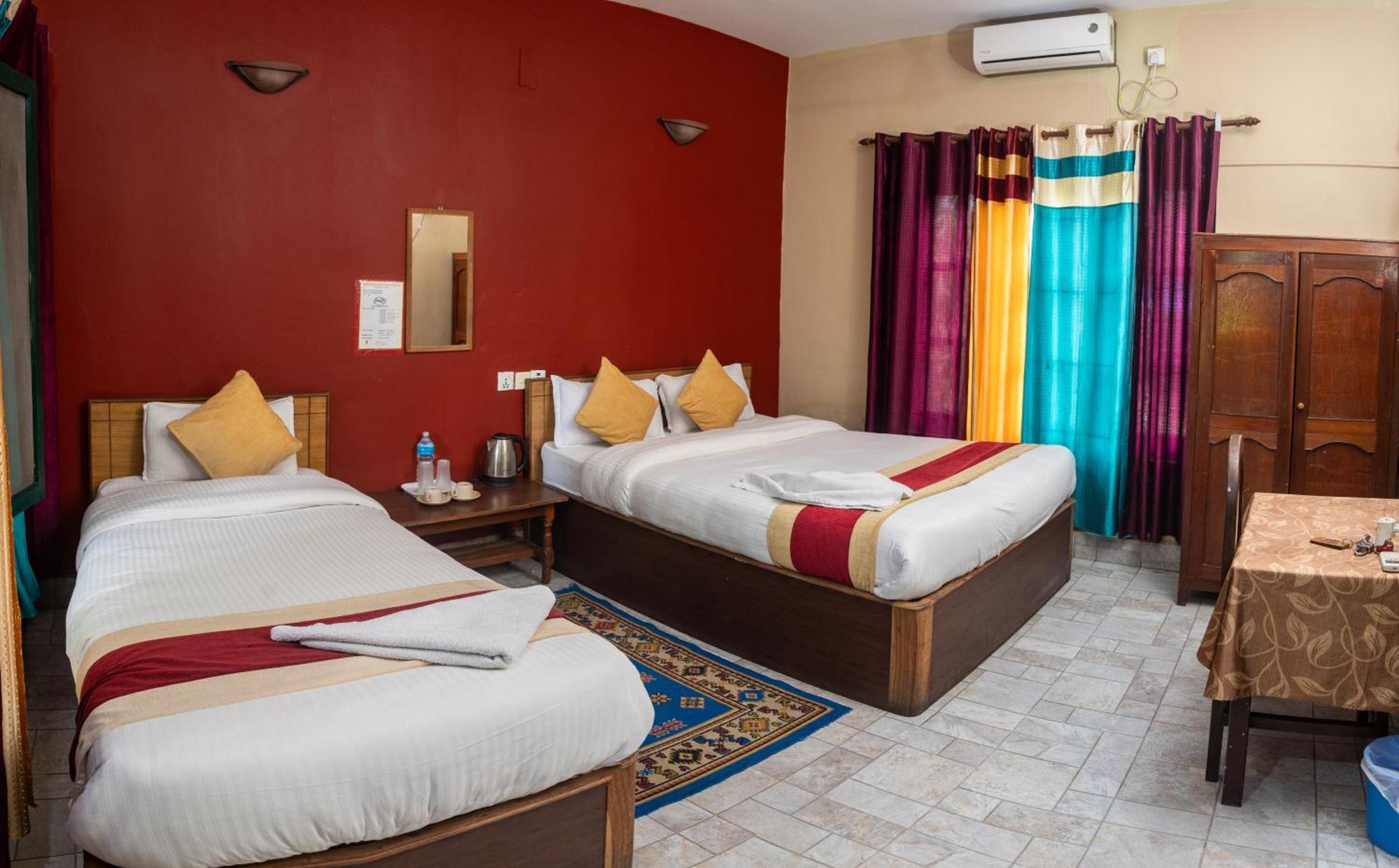 Wild Horizons Guest house Sauraha